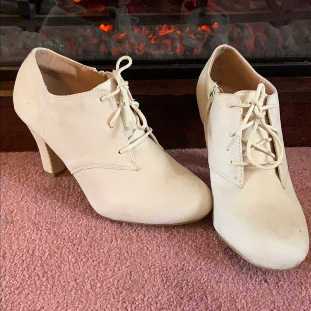 Journee Collection Leona Women’s Oxford HighHeels